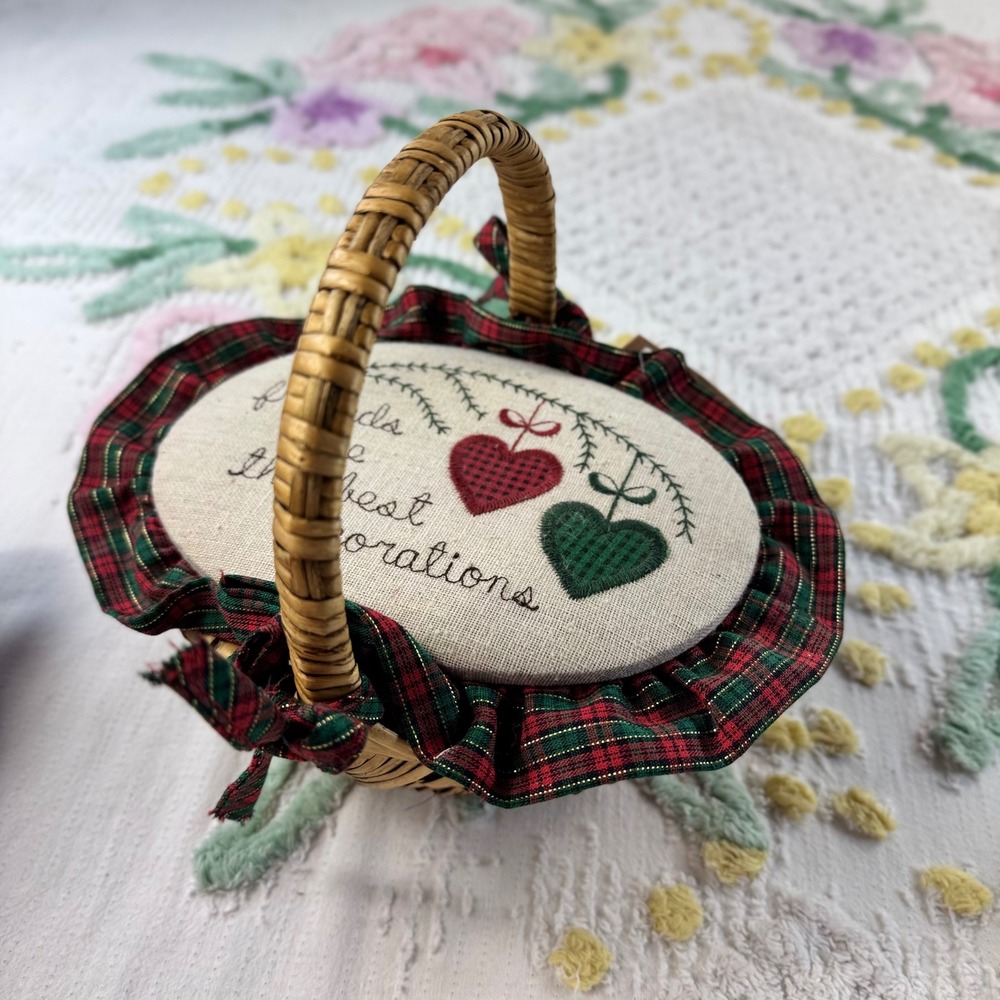 Valorie's Folk Art Applique Wicker Basket Friends Are The Best Decorations Plaid